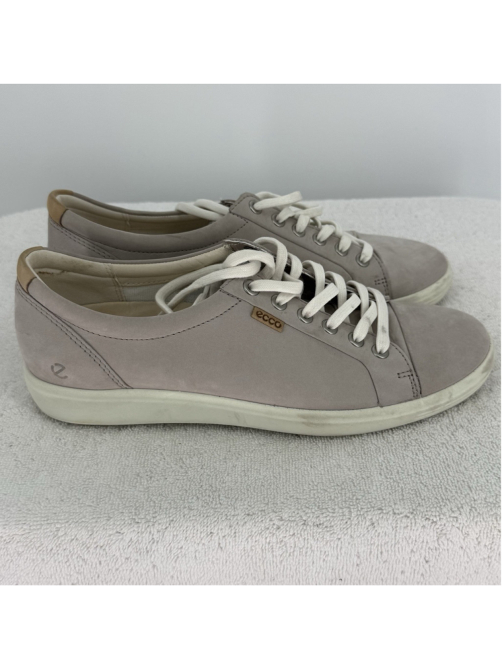 Ecco Soft 7 Mono Gray Nubuck Leather Sneakers Women’s Size 9